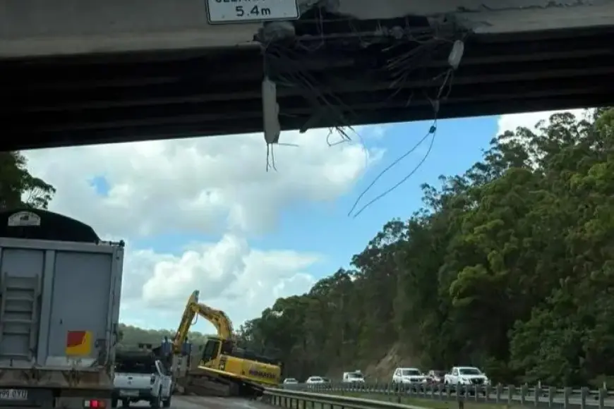 Truck Crash Shuts Down Bruce Highway Southbound Lanes