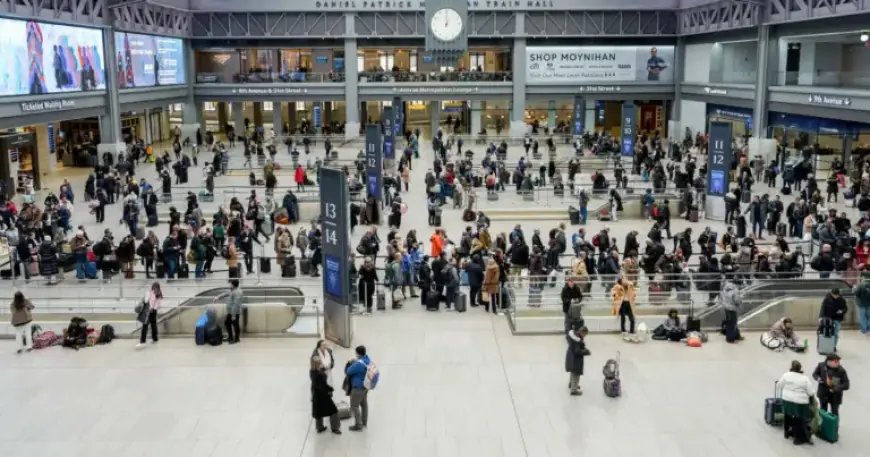 Trump Sought Naming Rights for Dulles, Penn Station for Federal Funds Release