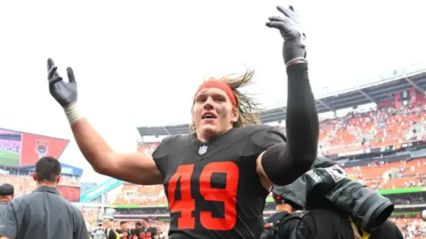 Carson Schwesinger Claims NFL Defensive Rookie of the Year Honors