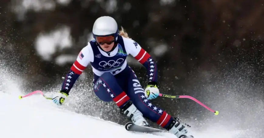 Lindsey Vonn Triumphantly Returns to Training After Tearing ACL Last Week
