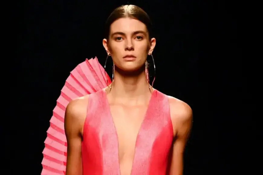 Catwalk Model Cristina Pérez Galcenco, 21, Discovered Dead at Home: Reports