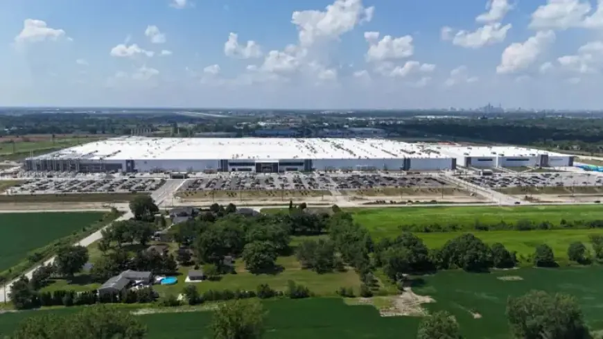 Stellantis Sells Stake in Windsor’s NextStar Energy Battery Plant