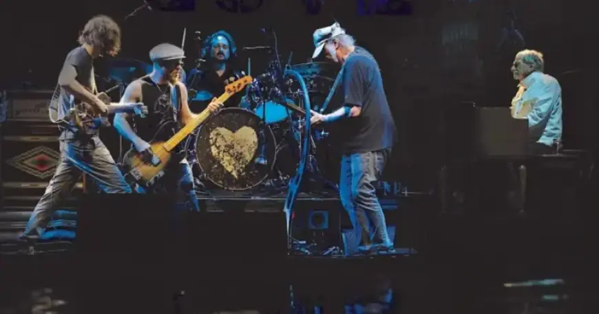 Neil Young Cancels 2026 European Tour, Including Cornwall’s Eden Sessions