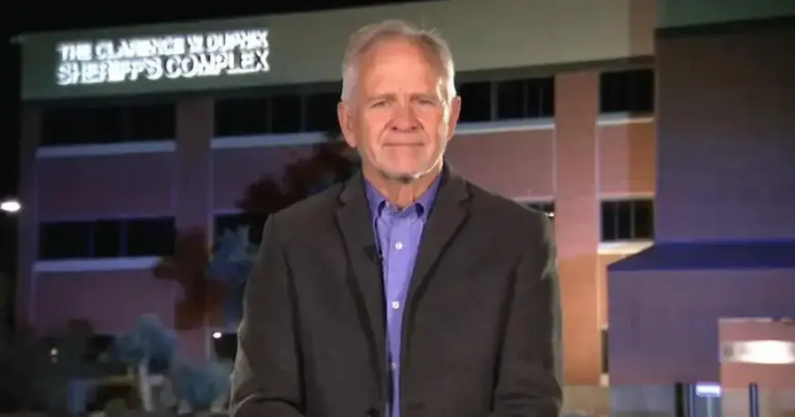 Elizabeth Smart’s Father Reflects on Abduction, Calls Nancy Guthrie Case “Surreal”