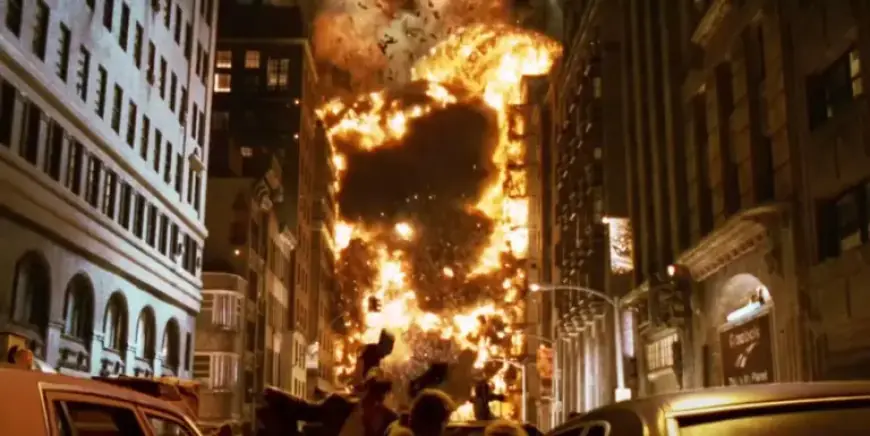 “Iconic Sci-Fi Disaster Film Thrills as Explosive Netflix Hit After 30 Years”