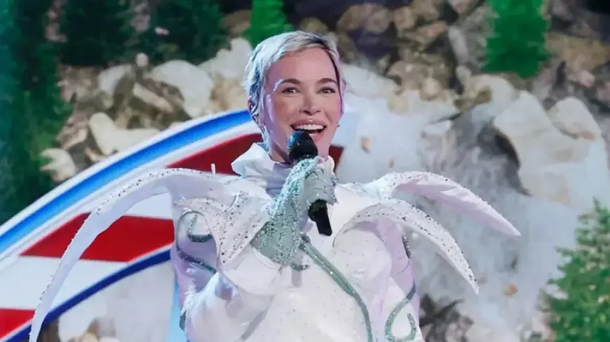 Teddi Mellencamp’s Kids Unmask Her as Calla Lily on ‘The Masked Singer’