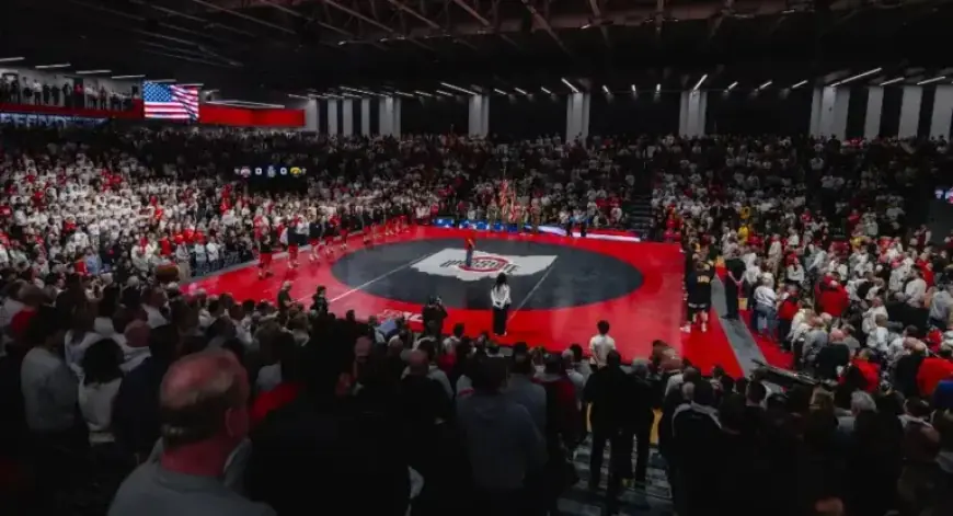 Ohio State Overcomes Iowa, 24-9, in Record-Breaking Covelli Center Match
