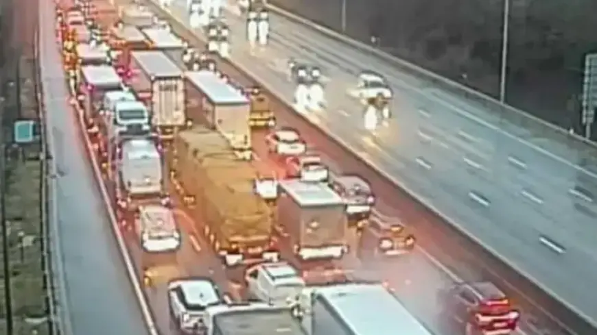 Rush Hour Chaos: 9-Mile Queue as Crash Closes Two Major Motorway Lanes