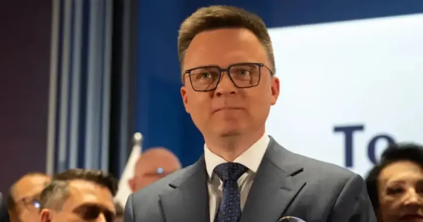 Poll Reveals Surprising Views on Hołownia