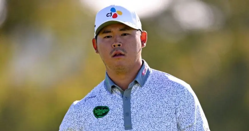 PGA leaderboard: Three-way tie at 12-under as Phoenix Open turns into a sprint