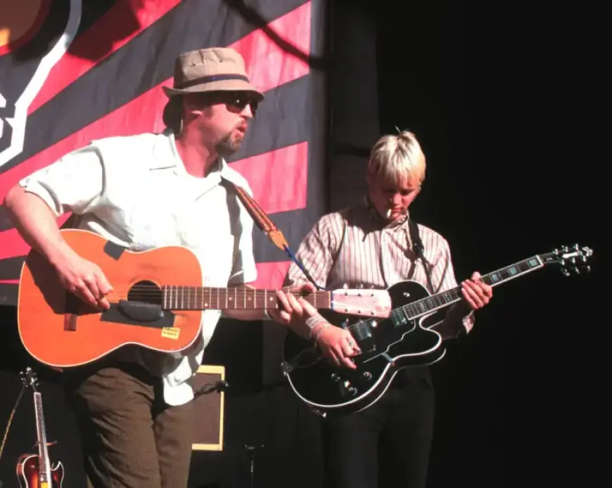 ’90s Rock Band Co-Founder Passes Away After Short Illness