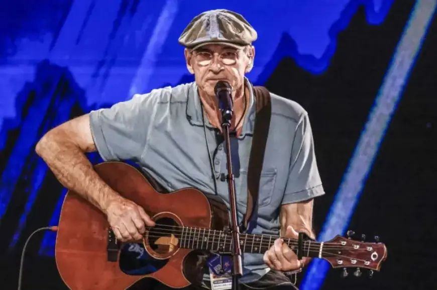 James Taylor Reveals His Top 5 Favorite Songs