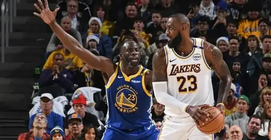 Warriors and Lakers Clash in Thrilling Primetime Showdown