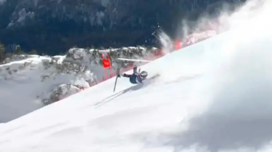 Lindsey Vonn Crashes Dramatically at the Olympics