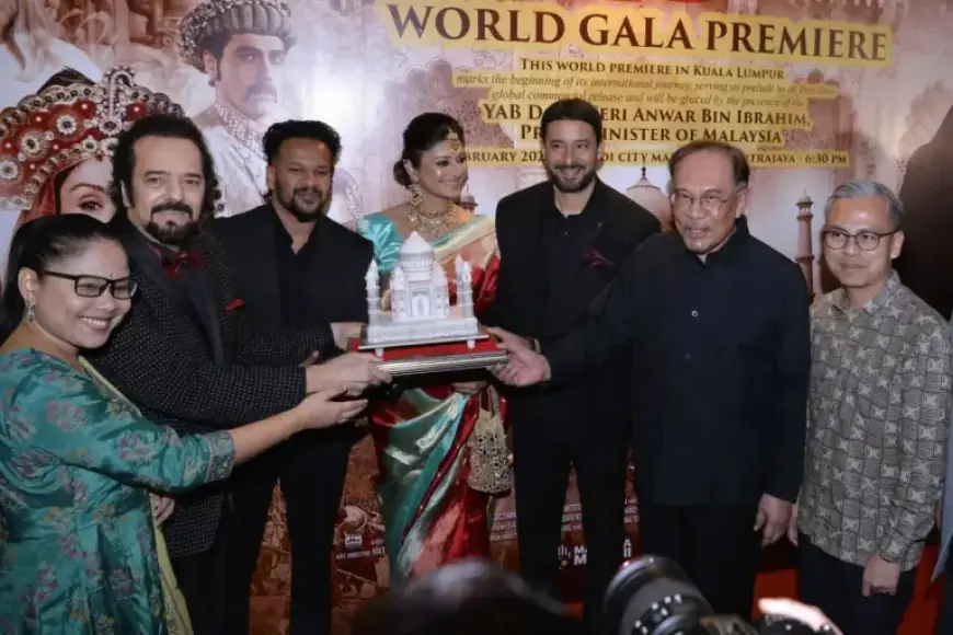 Anwar Attends Screening of ‘Taj Mahal: An Eternal Love Story’