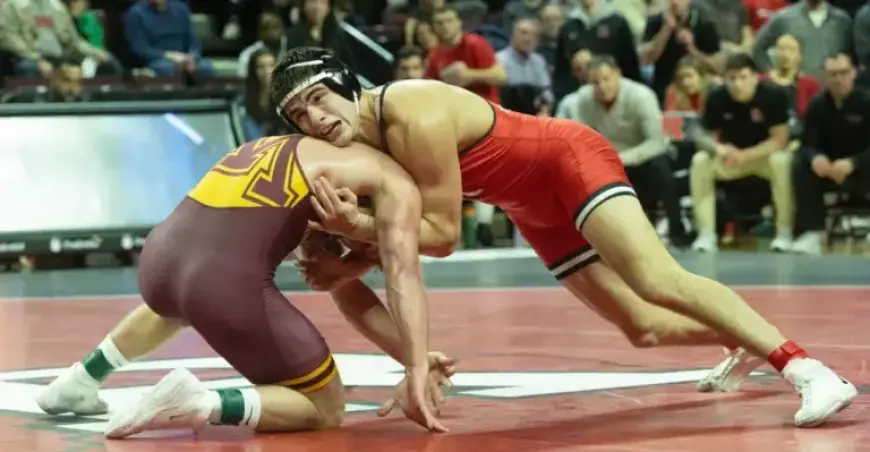 Rutgers Wrestling Upsets No.6 Minnesota with 23-15 Victory