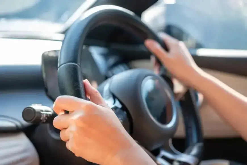 Does Steering Wheel Grip Affect Driving Safety? Here’s What You Need to Know