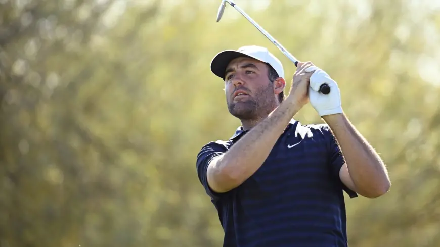 Scottie Scheffler stays in the hunt at the Phoenix Open as equipment questions linger