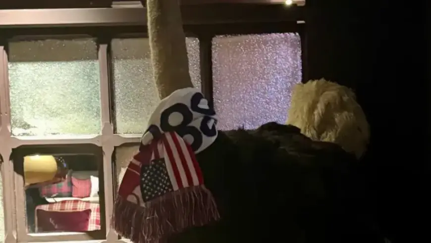 Brian Boitano and Ostrich Shine at Starbucks Winter House During Olympics