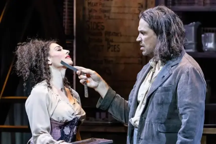 Jason Alexander Shines in Gripping New Production of Sweeney Todd