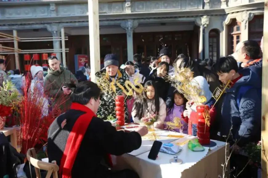 Jing’an Celebrates 2026 Year of the Horse with Light Show and Shanghai Fair