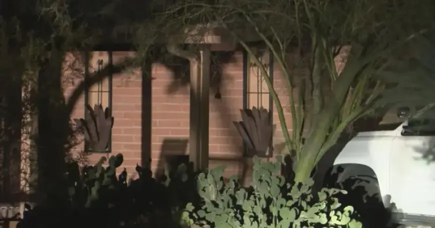 Investigators Photograph Savannah Guthrie’s Sister’s Home – KVOA