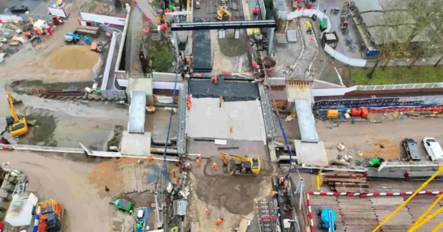 Countdown Begins: New Rail Bridge Paves Way for Botley Road Reopening