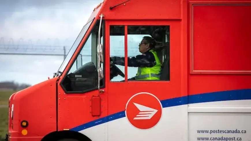 Canada Post Secures $1.01B Federal Loan Amid Ongoing Struggles