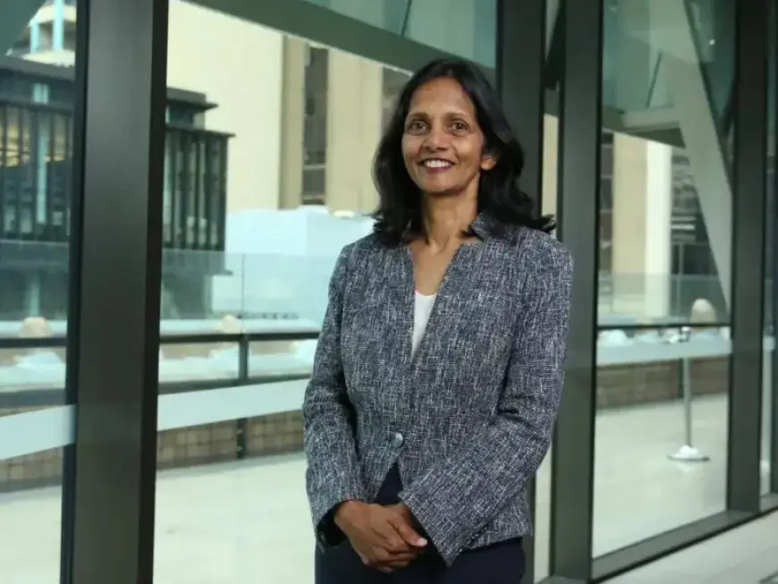 Macquarie Challenges Big Four; EOS Responds Assertively