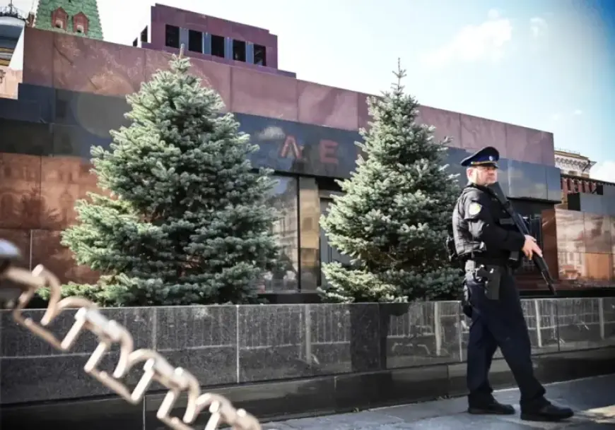 Russian Court Penalizes Pensioner for YouTube Video Likes