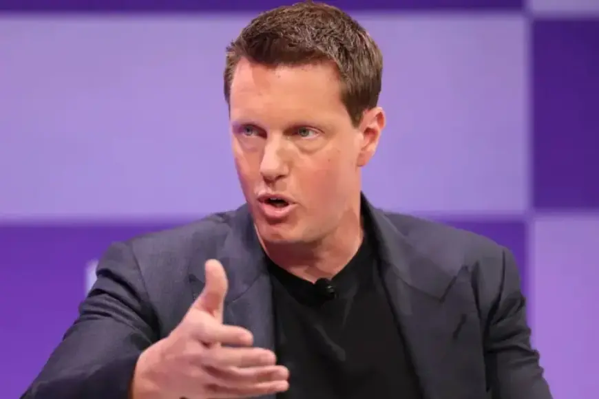 Paramount Boosts Bid for Warner Bros. Discovery Acquisition