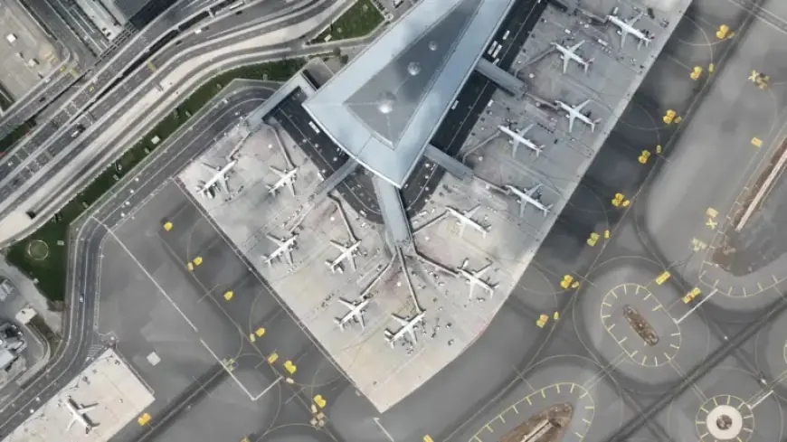 London Heathrow to Lose Europe’s Busiest Airport Title by 2026