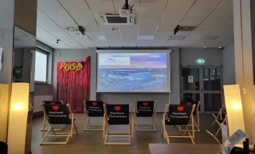 Join the Fan Club and Cheer Together