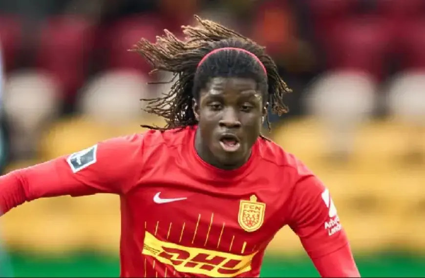 Manchester United Enters Race for Ghanaian Talent Caleb Yirenkyi – Reports