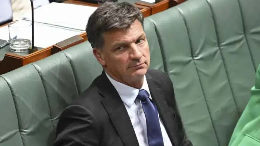 Outrage Grows Over Secret Lib Meetings: Demand for Transparency