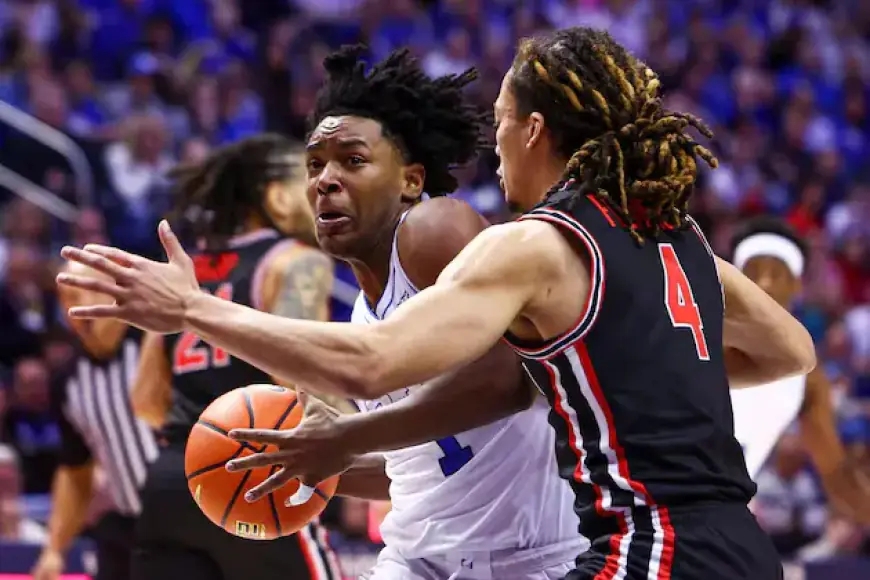 Cougars Seek Victory with Guard Rob Wright’s Return Against Baylor