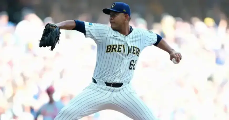 Rockies Sign Veteran Left-Hander Quintana, Report Says