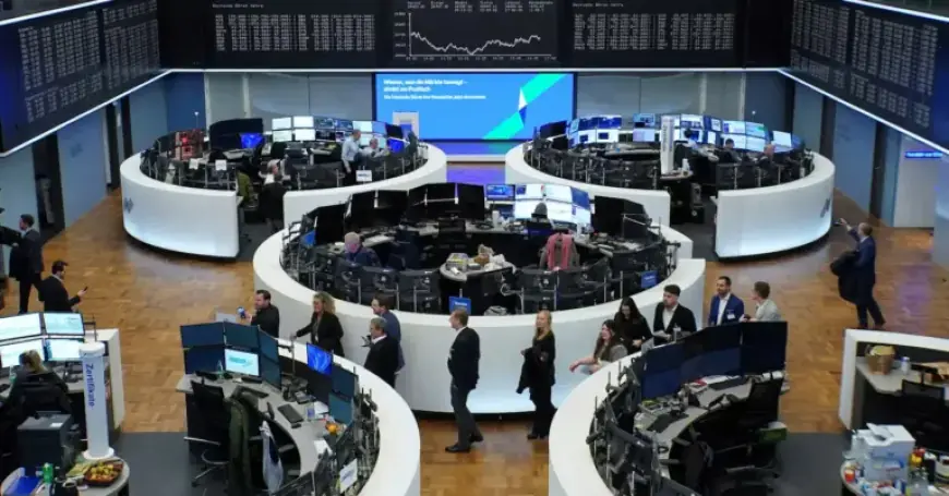 Stocks Stall Amid AI Concerns; Yen Soars Higher