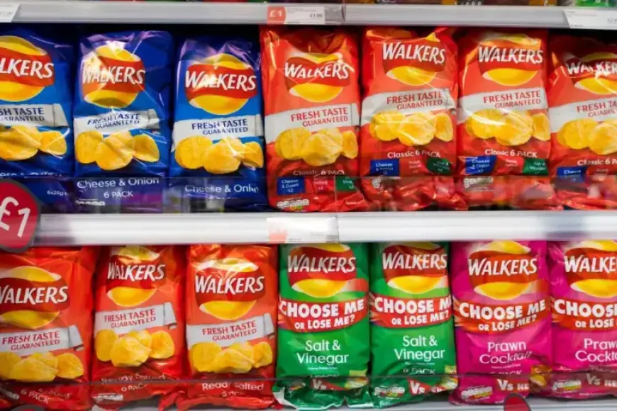 Walkers Revives Iconic Noughties Crisp Flavours