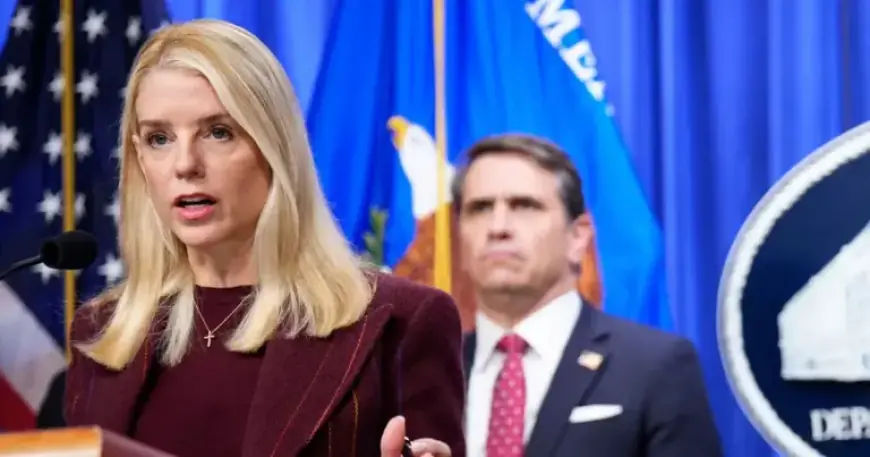 Congress Questions Bondi on Blanche’s Personal Meeting with Maxwell