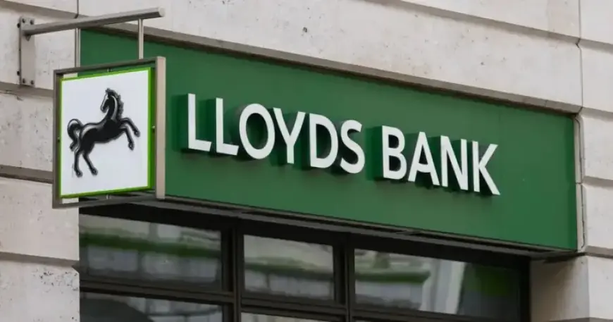 Lloyds Shuts 95 Branches, Strikes Major Blow to UK High Streets