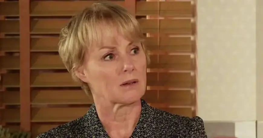 Fans Astonished as Coronation Street’s Sally Reveals Real Age