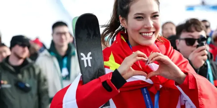Olympic Skier Eileen Gu, 22, Masters Brand Deals, Sports, and Schooling