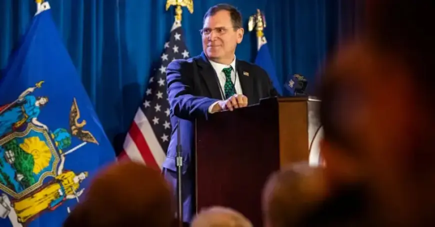 White House Rapidly Dismisses Trump Replacement U.S. Attorney