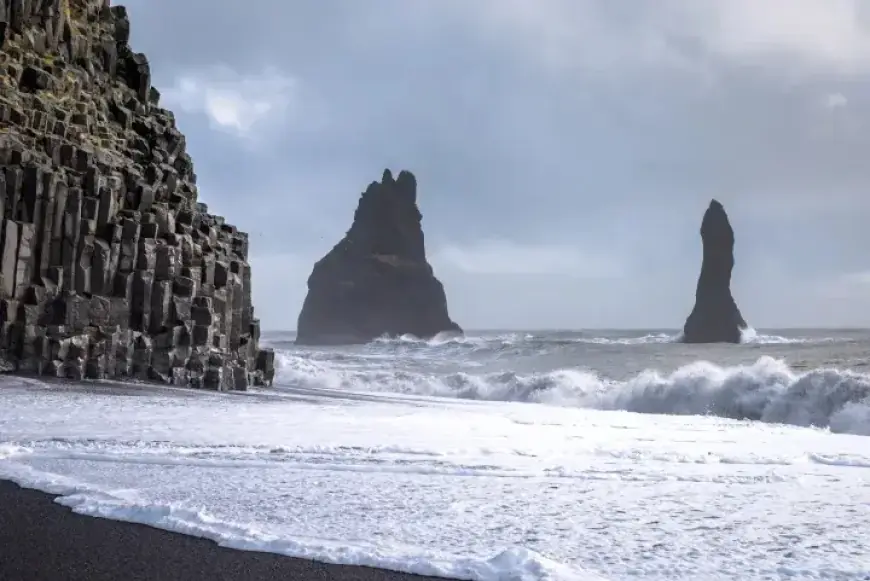 Severe Erosion Dramatically Transforms Iceland’s Reynisfjara Beach
