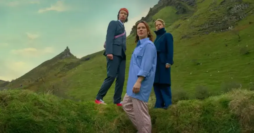 Lisa McGee Crafts Comedic Mystery in ‘How to Get to Heaven From Belfast’