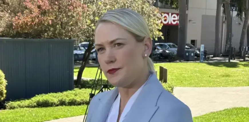 Poll Predicts Liberal Defeat in South Australian Lower House