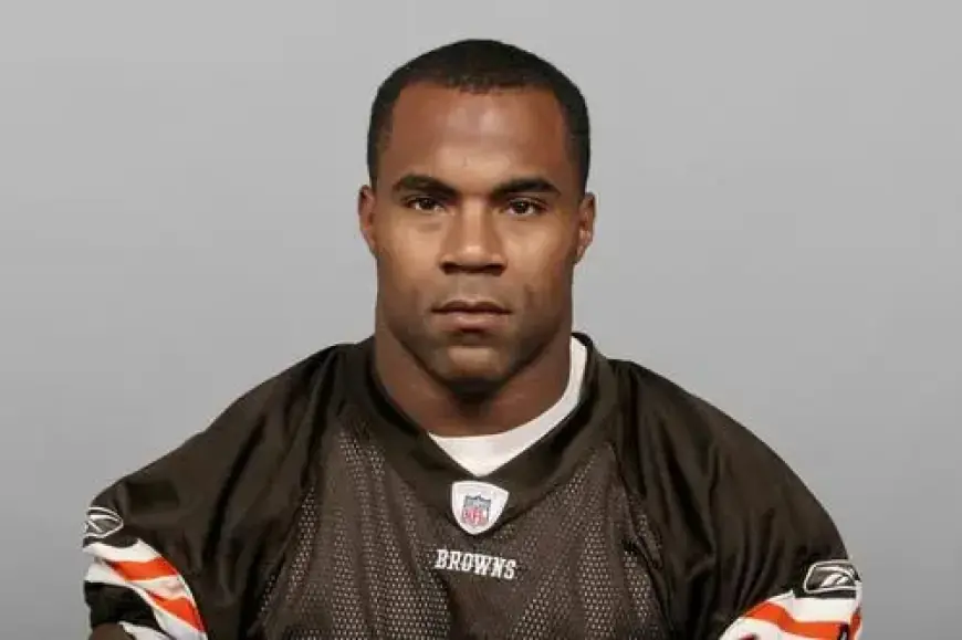 Jamal Lewis Among Five Ex-NFL Players Granted Presidential Pardons