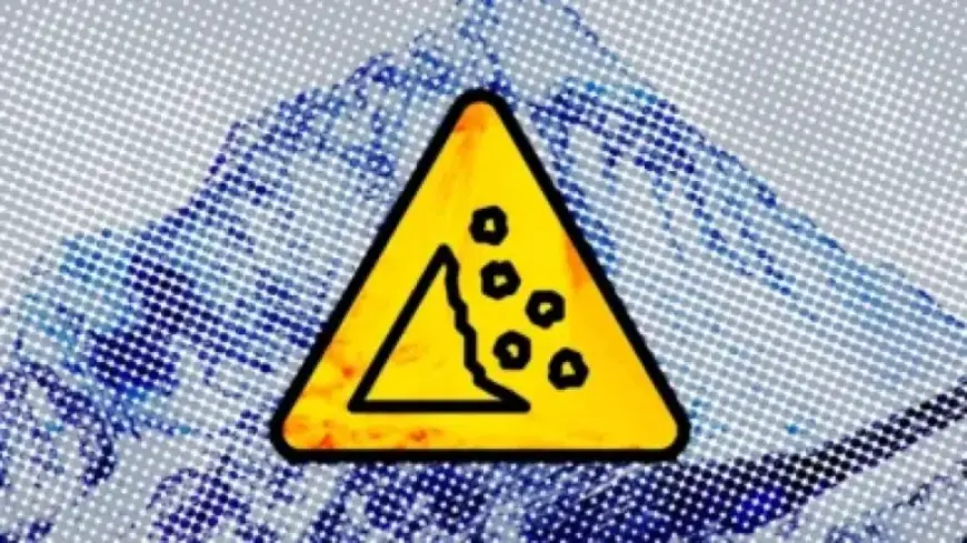 Repaired Bus Handed Over to Greater Accra Market Association by AMA