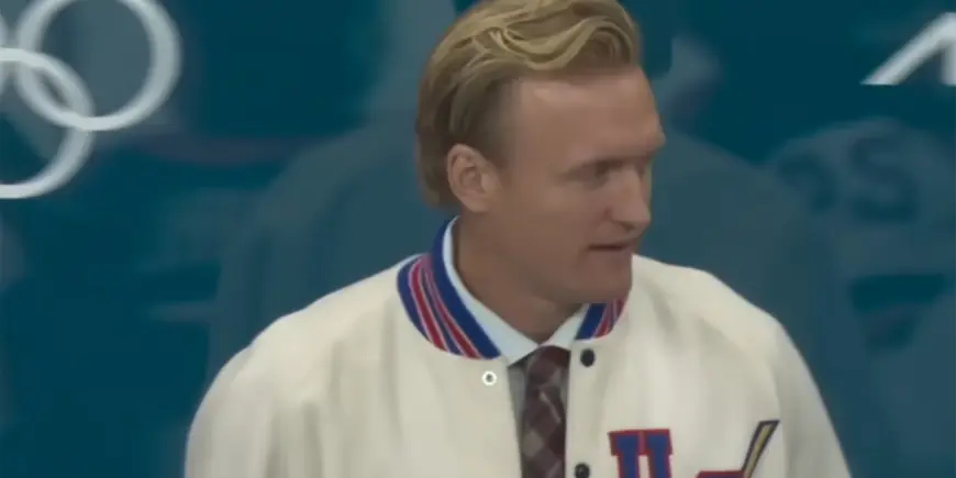 John Wroblewski’s viral vintage jacket links Team USA to a trailblazer of women’s hockey